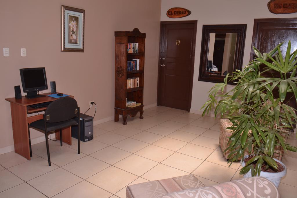 Hotel San Juan San Pedro Sula Bagian luar foto